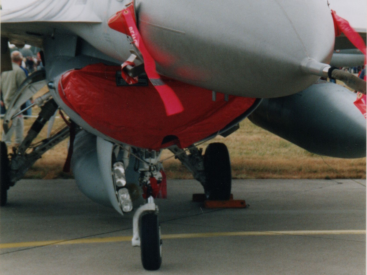 F-16D, 92-0024, Trkische Luftwaffe, Flugplatz Eggebek, 24. August 2003